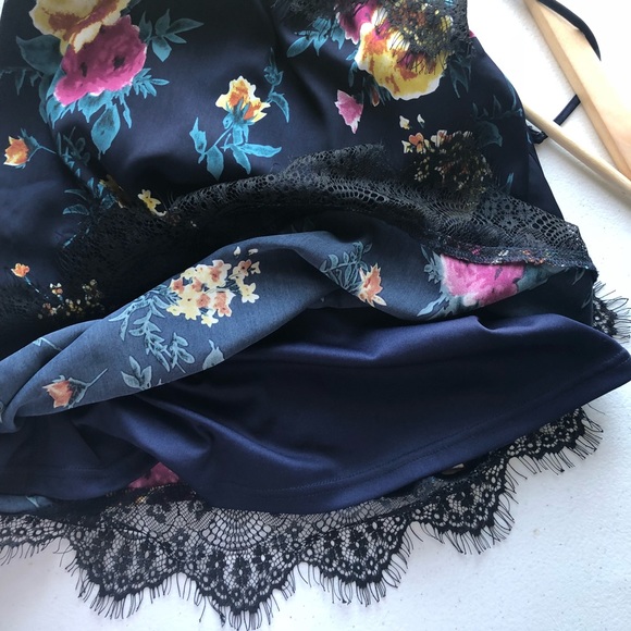 Urban Outfitters floral dress - Picture 7 of 8